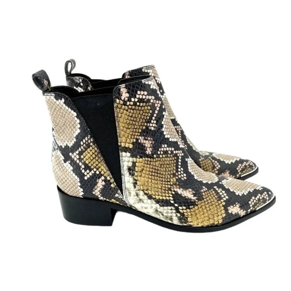 Marc Fisher Boots Yale Snake Print Leather Pointed Toe Ankle Boots SZ 7